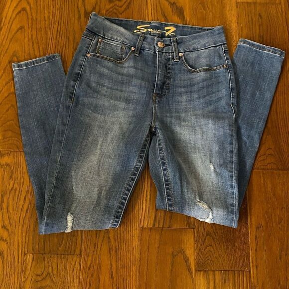Distressed like new Silver brand jeans size 8 - Picture 1 of 9